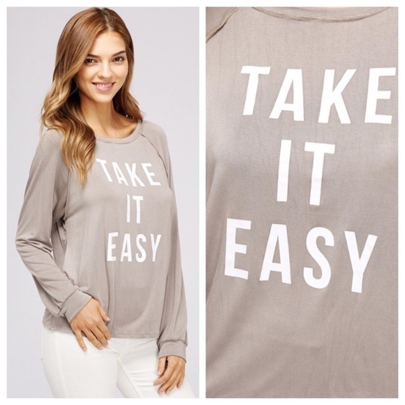 ‘take It Easy’ Sweatshirt in Taupe - Picture 1 of 3